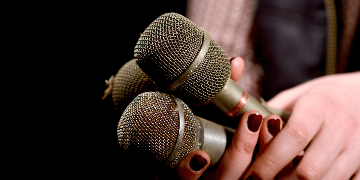 What Is a Dynamic Microphone, and When Should You Use It